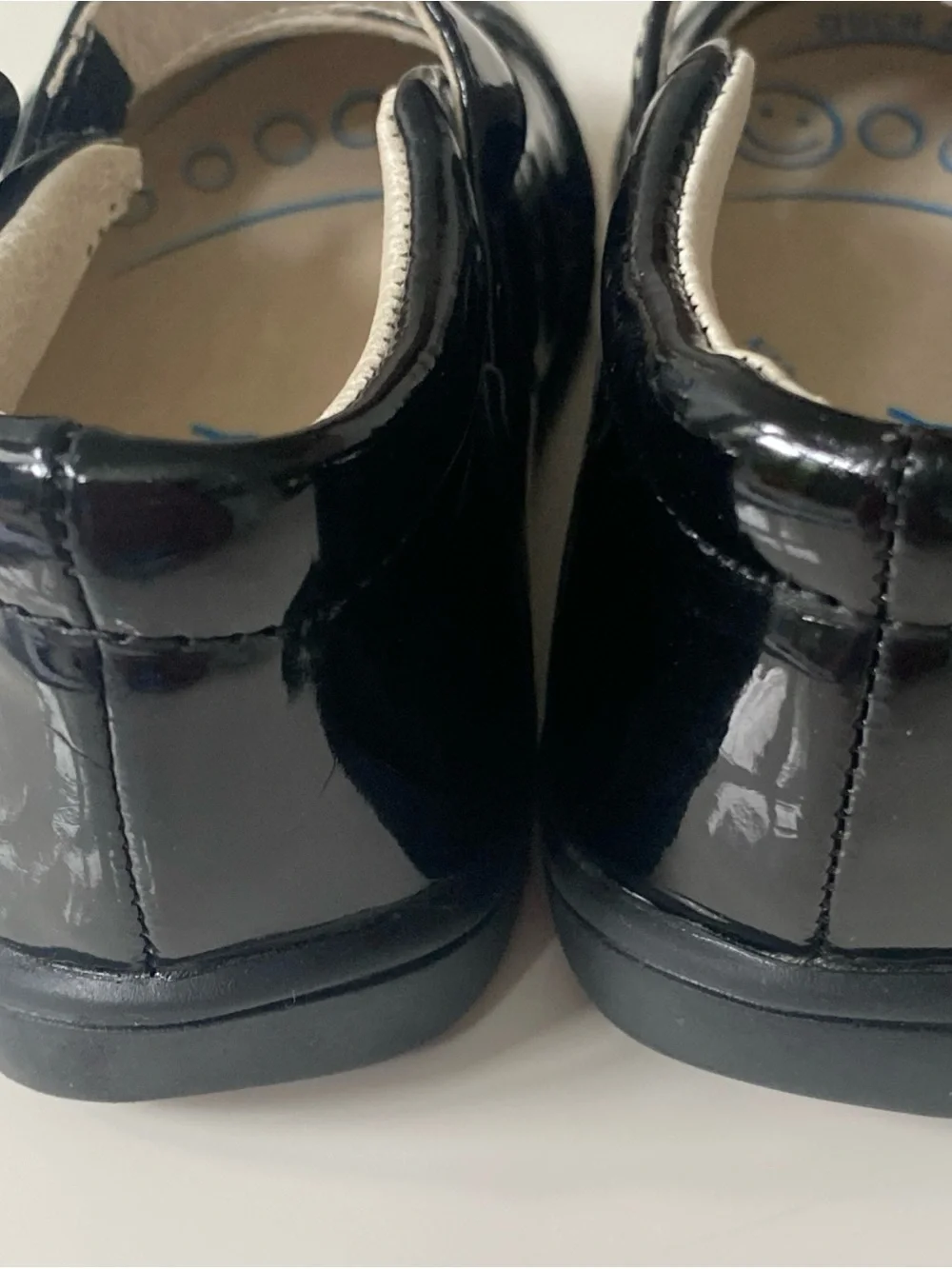 Nina Mobility Black Patent Mary Jane with bow hook & loop strap 6.5w US  22.5EU